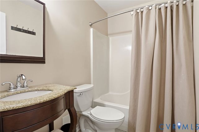 11061 Long Branch Dr, Chesterfield, VA 23832