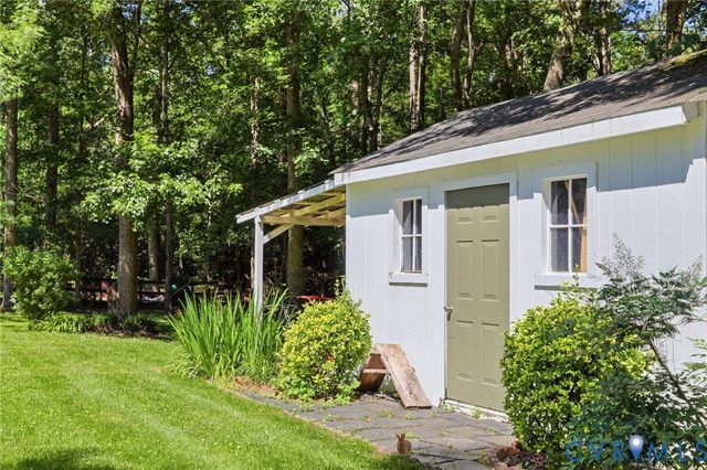 11061 Long Branch Dr, Chesterfield, VA 23832