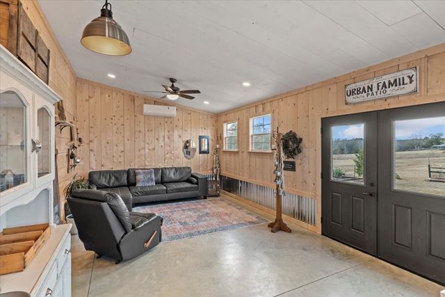 1506 County Road 20, Headland, AL 36345