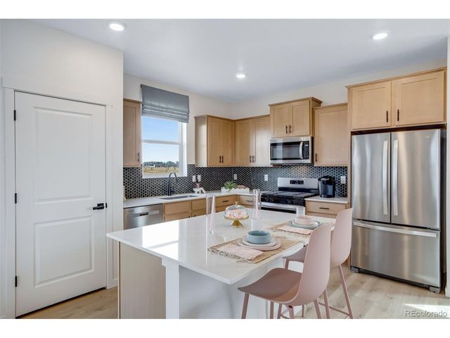 1993 Sorghum Way, Johnstown, CO 80534