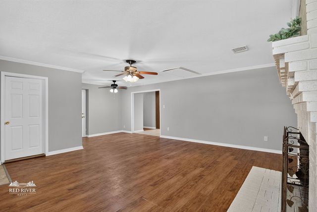2214 Wakefield Avenue, Bossier City, LA 71111