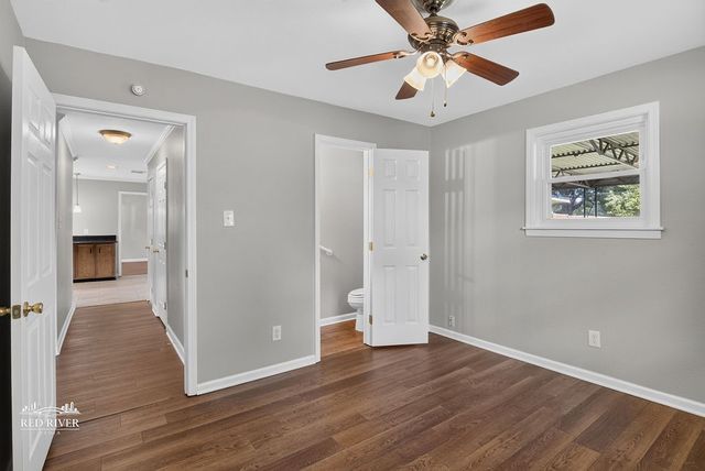2214 Wakefield Avenue, Bossier City, LA 71111