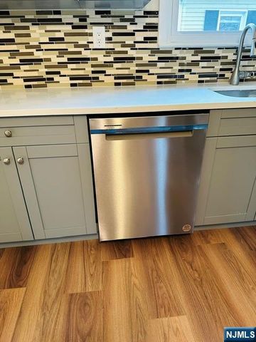 1 Woodside Avenue, Little Falls, NJ 07424