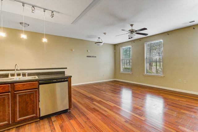 731 Litty Ct Apt 105, Memphis, TN 38103