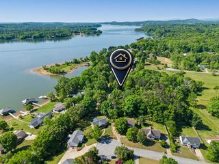 9917 Shore Drive, Soddy Daisy, TN 37379