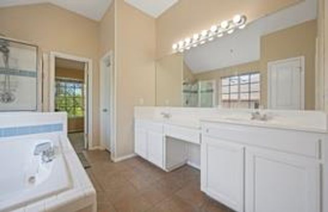 13321 Kirkglen DR, Austin, TX 78727