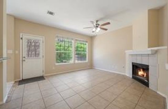 13321 Kirkglen DR, Austin, TX 78727