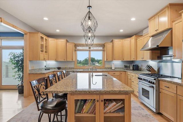 17933 BENT TREE RIDGE Ridge, Council Bluffs, IA 51503
