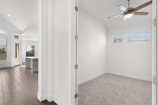 333 Ridgewell LOOP, Georgetown, TX 78633