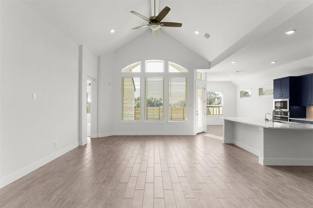 333 Ridgewell LOOP, Georgetown, TX 78633