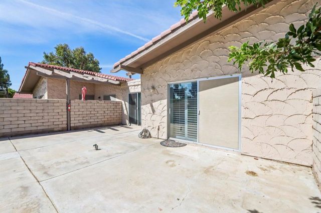 48938 Eisenhower Drive 98, Indio, CA 92201