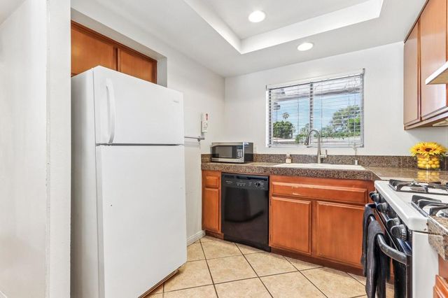 48938 Eisenhower Drive 98, Indio, CA 92201