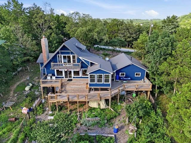 25 Table Rock Drive, Holiday Island, AR 72631