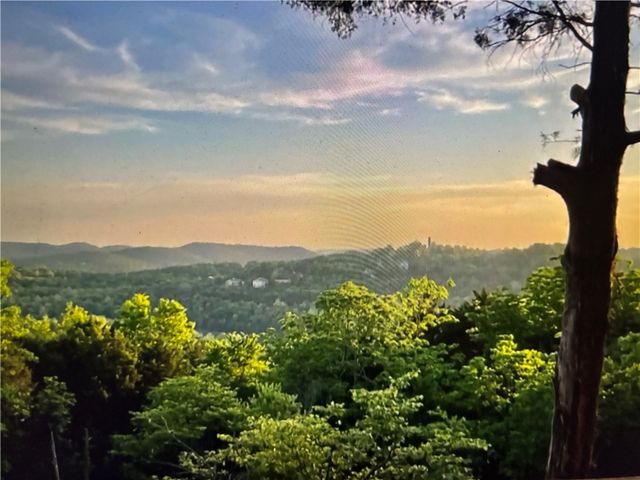 25 Table Rock Drive, Holiday Island, AR 72631