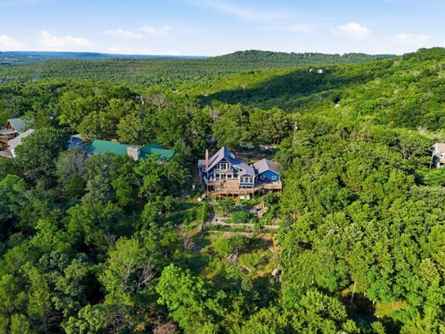 25 Table Rock Drive, Holiday Island, AR 72631
