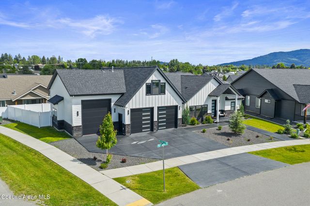 898 W WAYWARD CIR, Post Falls, ID 83854 property photo