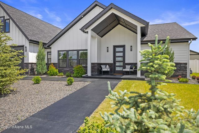 898 W WAYWARD CIR, Post Falls, ID 83854