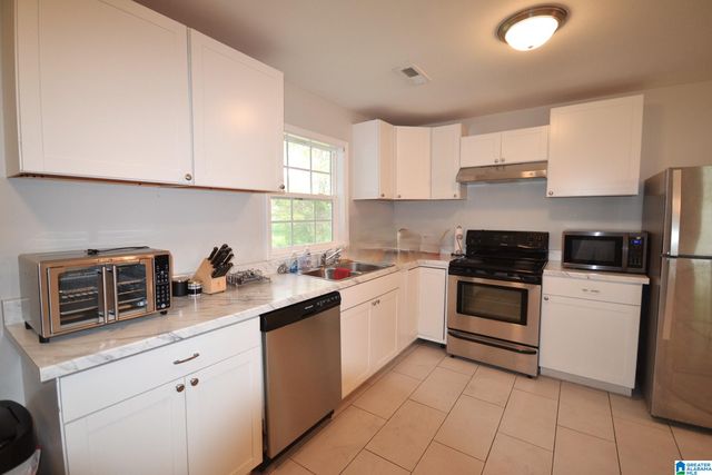 1006 AVENUE F SE, Cullman, AL 35055