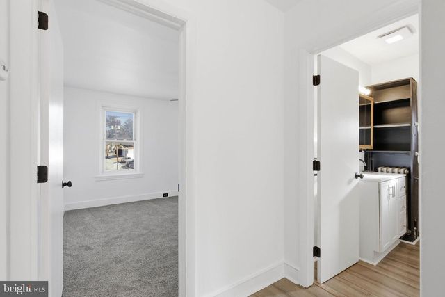 24 N 5TH ST, Columbia, PA 17512