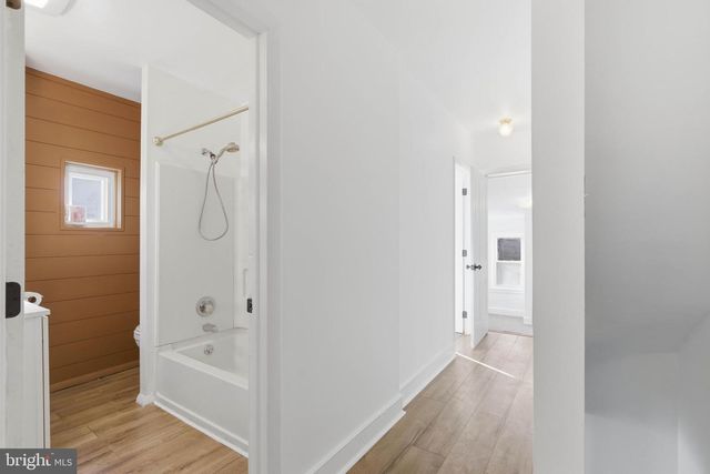 24 N 5TH ST, Columbia, PA 17512