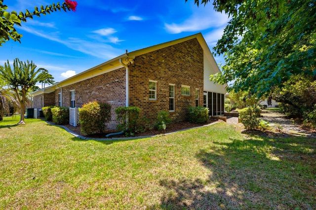 914 Tilghman Forest Dr., North Myrtle Beach, SC 29582