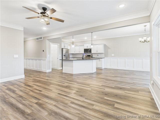 2025 Villa View Court, Jeffersonville, IN 47130