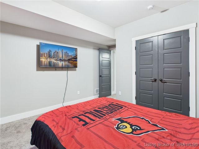 2025 Villa View Court, Jeffersonville, IN 47130