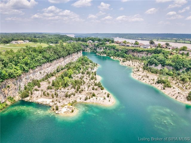 2025 Villa View Court, Jeffersonville, IN 47130