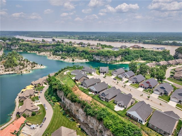 2025 Villa View Court, Jeffersonville, IN 47130