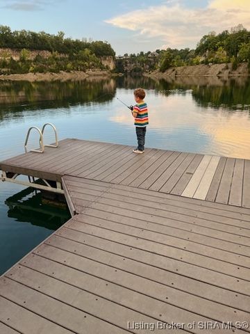 2025 Villa View Court, Jeffersonville, IN 47130