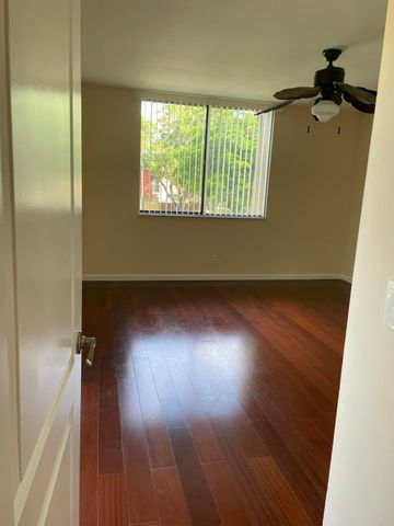 22976 Oxford Place, Boca Raton, FL 33433