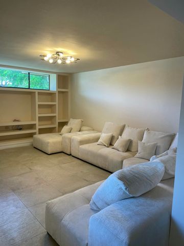 22976 Oxford Place, Boca Raton, FL 33433