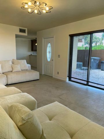 22976 Oxford Place, Boca Raton, FL 33433