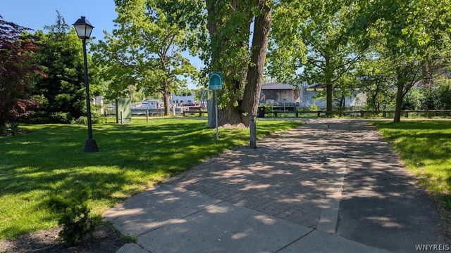 20 Niagara Shore Drive, Tonawanda, NY 14150