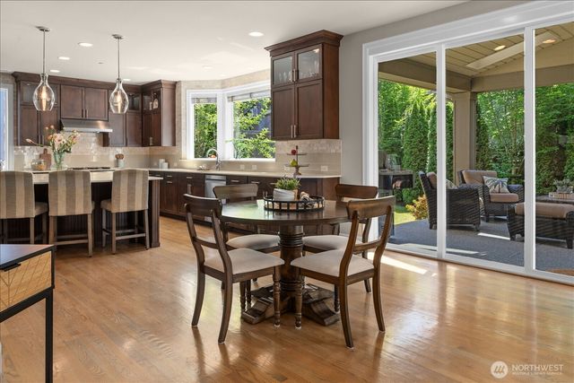21355 NE 2nd Court, Sammamish, WA 98074