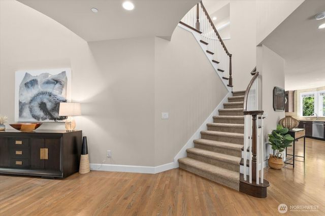 21355 NE 2nd Court, Sammamish, WA 98074