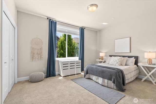 21355 NE 2nd Court, Sammamish, WA 98074