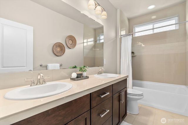 21355 NE 2nd Court, Sammamish, WA 98074