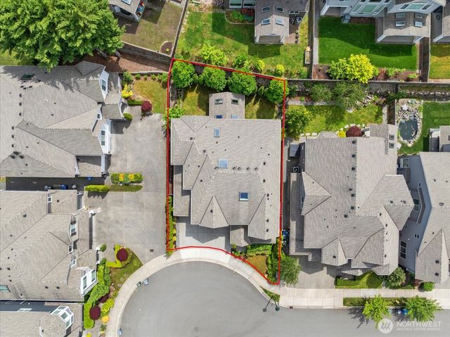 21355 NE 2nd Court, Sammamish, WA 98074