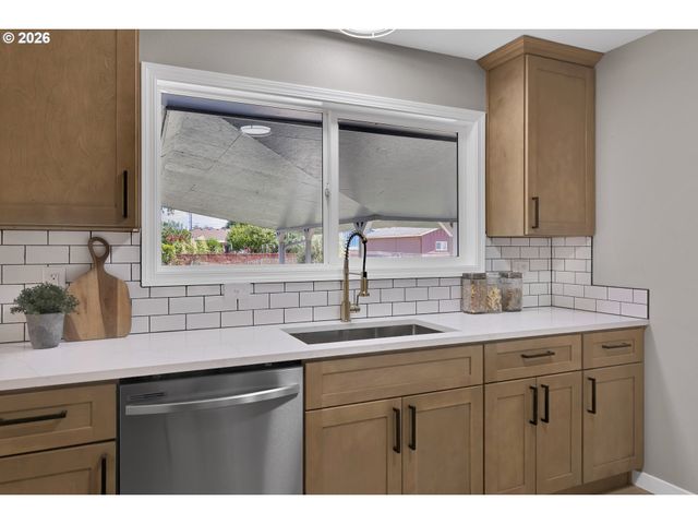280 Nw 338TH Ave, Hillsboro, OR 97124