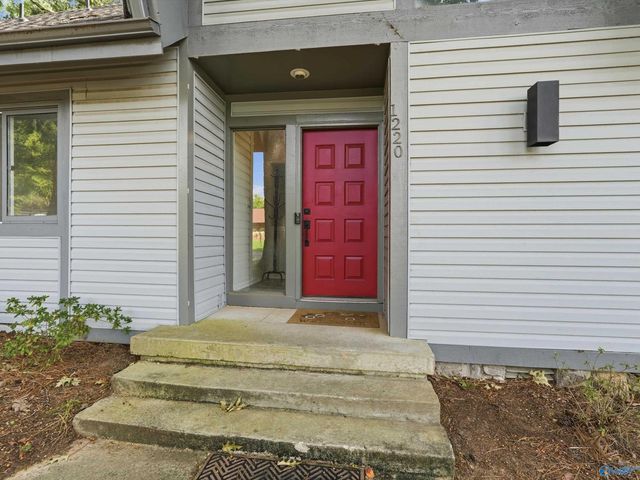 1220 Aldridge Drive, Huntsville, AL 35803