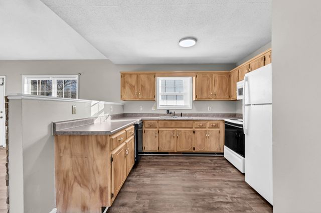 2009 Timberline Cir, Oak Grove, KY 42262