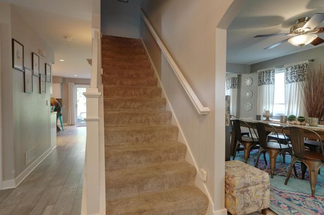 1166 Yosemite ROAD, Oconomowoc, WI 53066