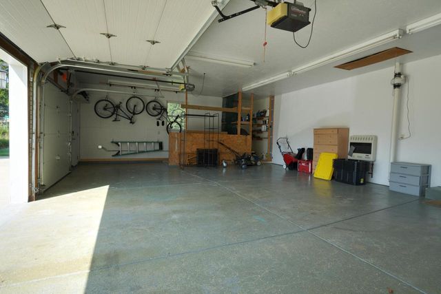 1166 Yosemite ROAD, Oconomowoc, WI 53066