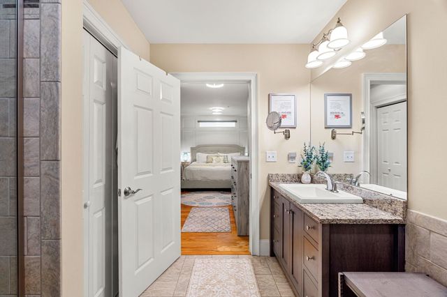 580 Winnacunnet Rd Unit 305, Hampton, NH 03842