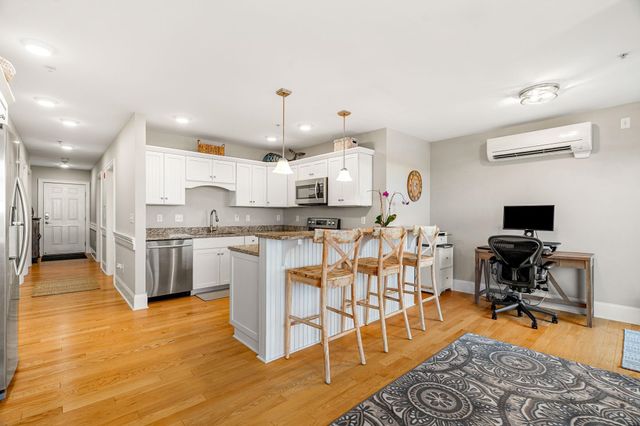 580 Winnacunnet Rd Unit 305, Hampton, NH 03842