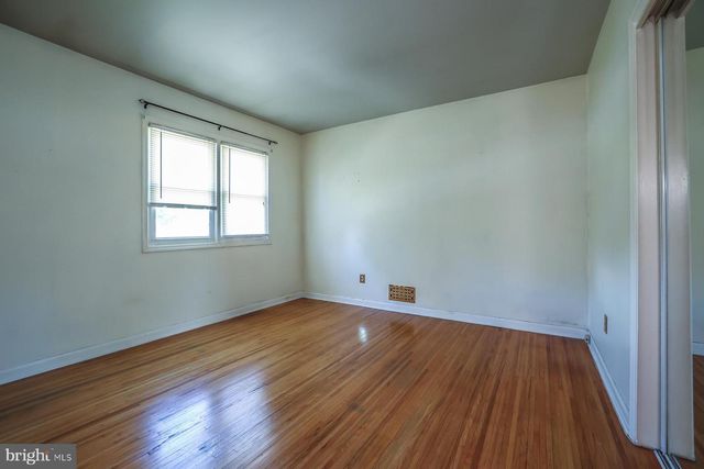 521 SMITH LN, Mount Holly, NJ 08060