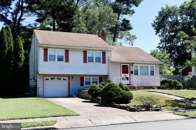 521 SMITH LN, Mount Holly, NJ 08060