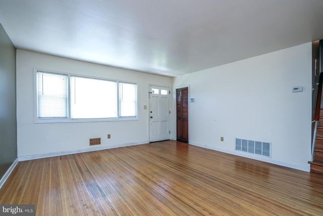 521 SMITH LN, Mount Holly, NJ 08060