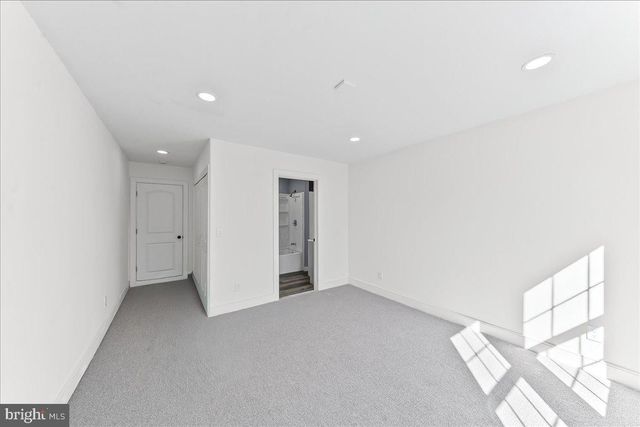 244 W SUMMIT AVE, West Grove, PA 19390